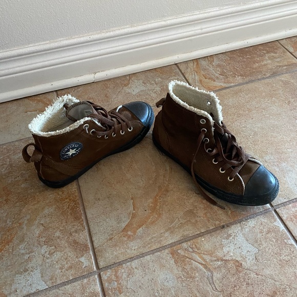 Brown Original Converse - Picture 2 of 5